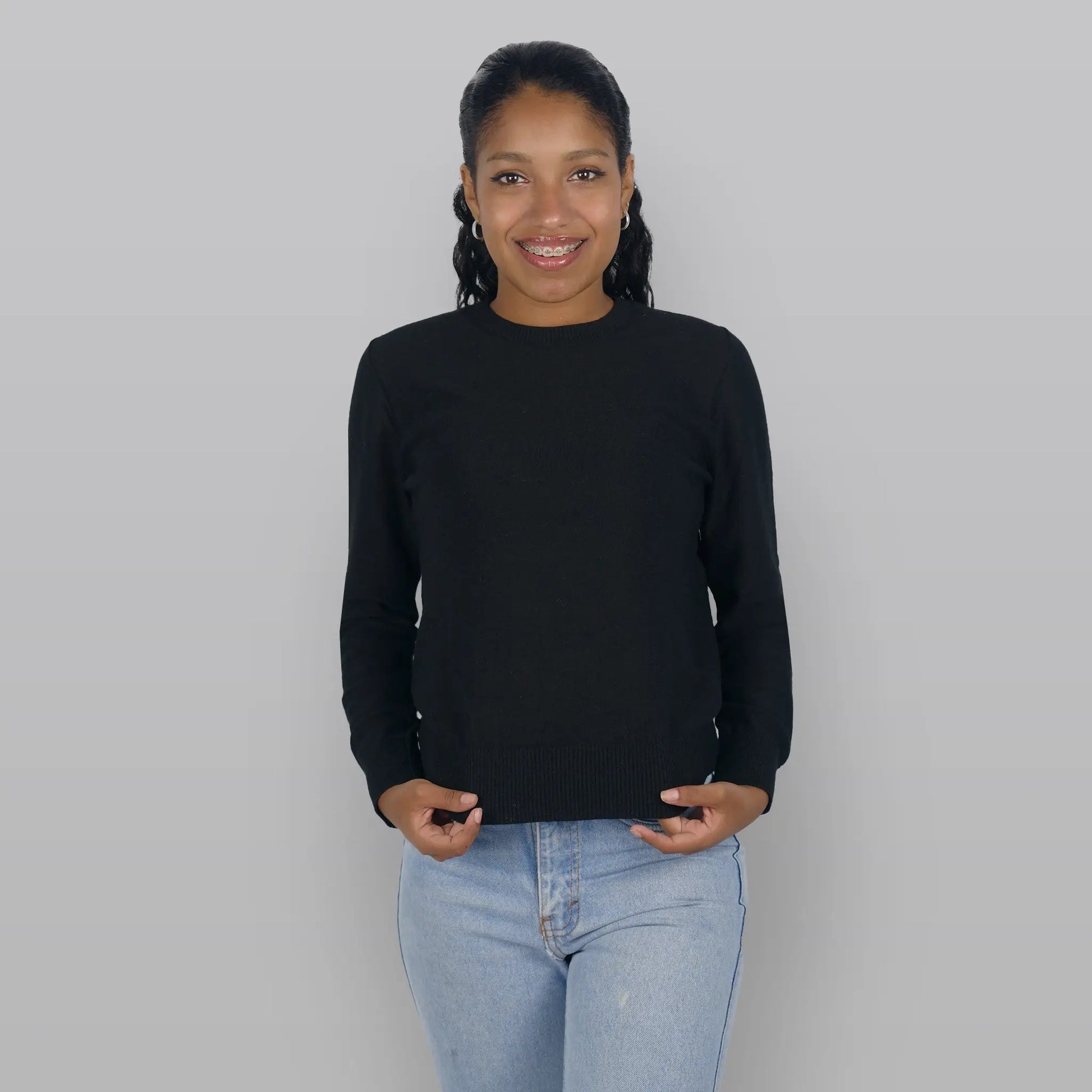 Women's Alpaca Wool Sweater color black