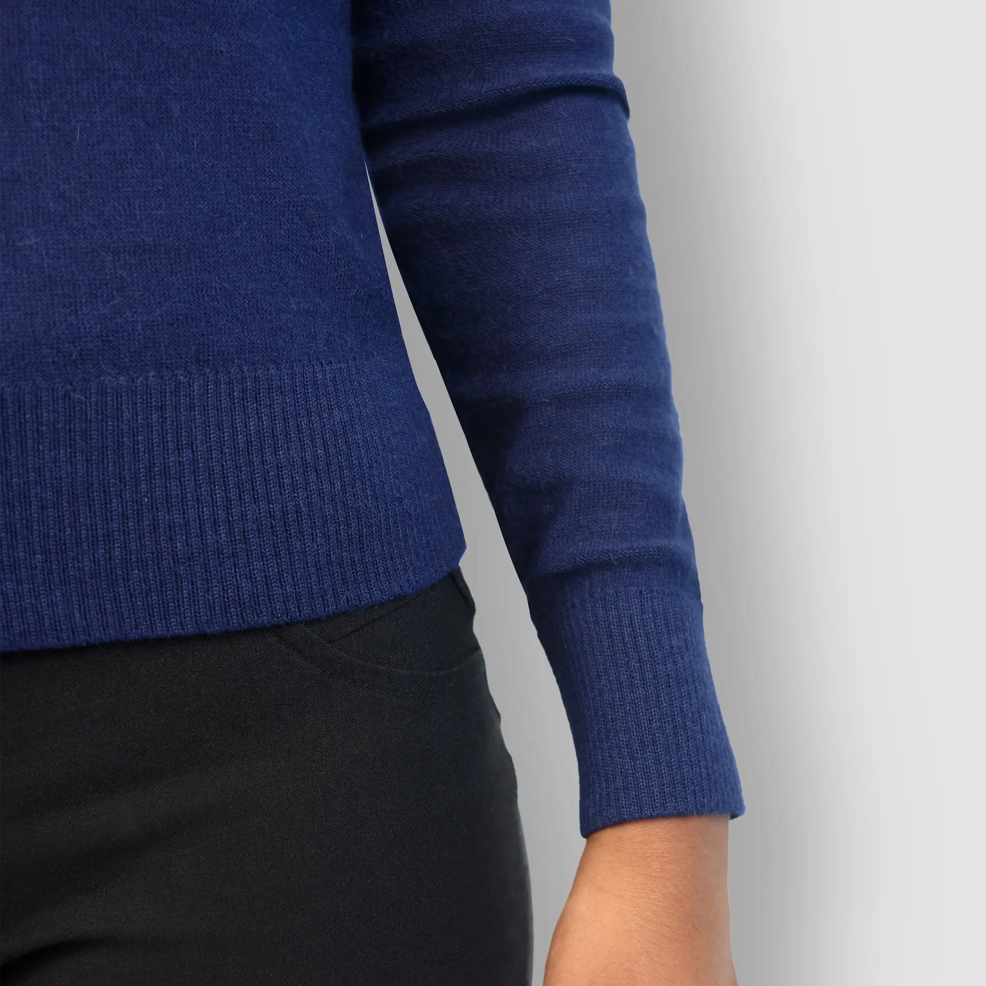 Women's Alpaca Wool Sweater color navy blue