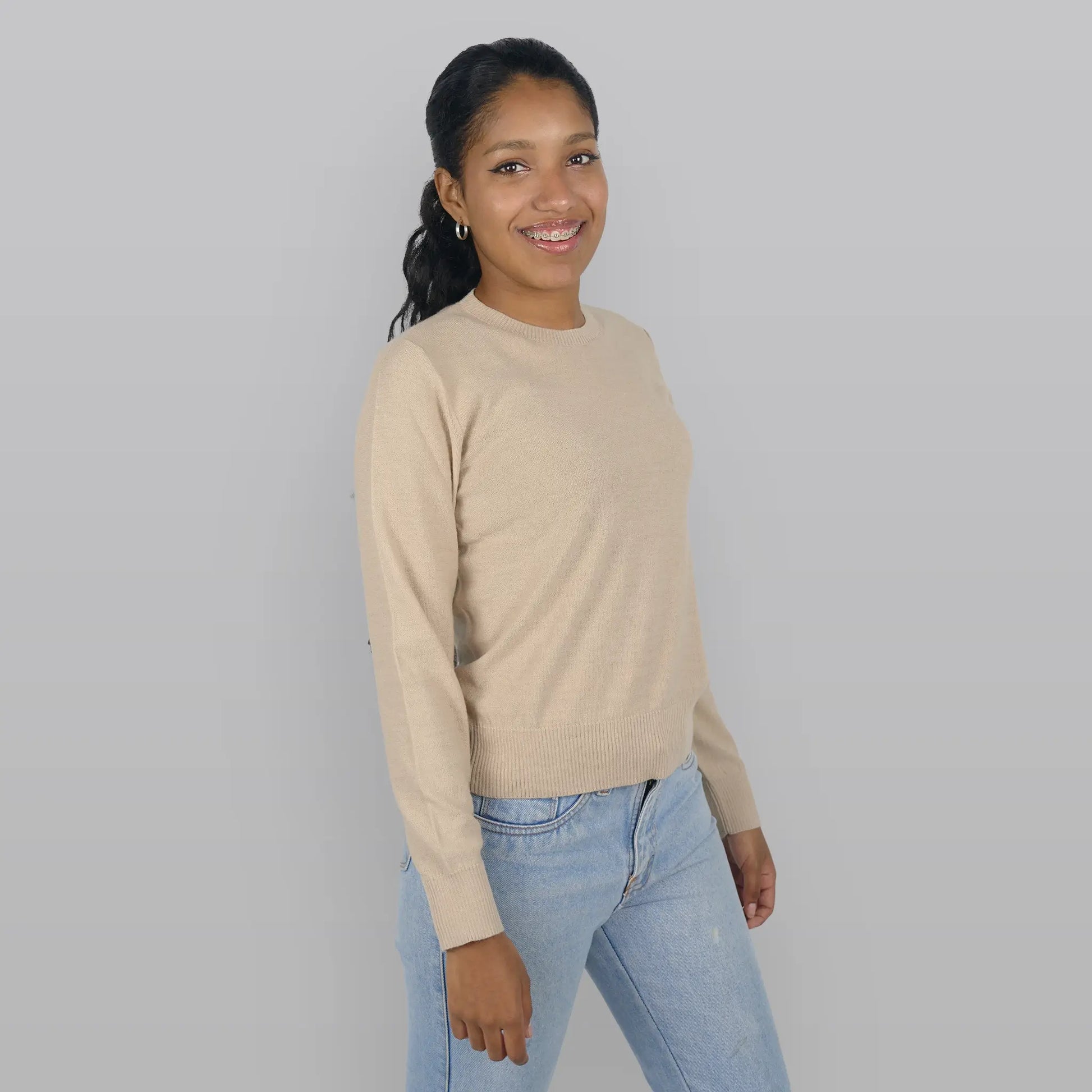 Women's Alpaca Wool Sweater color natural white