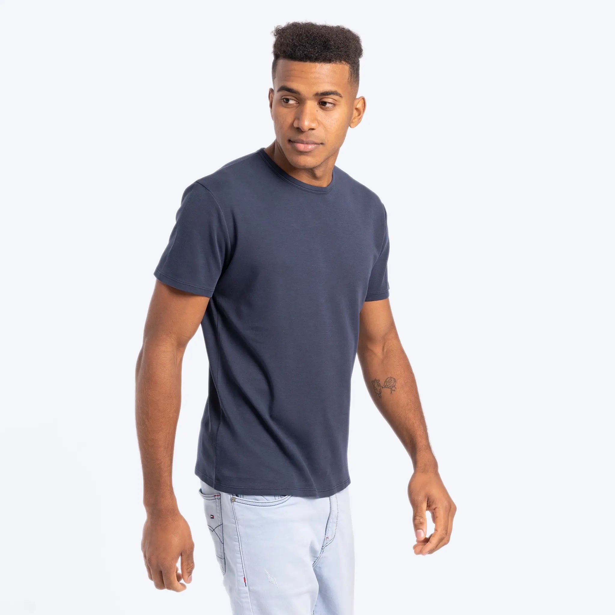 mens sustainable clothing tshirt crew neck color navy blue