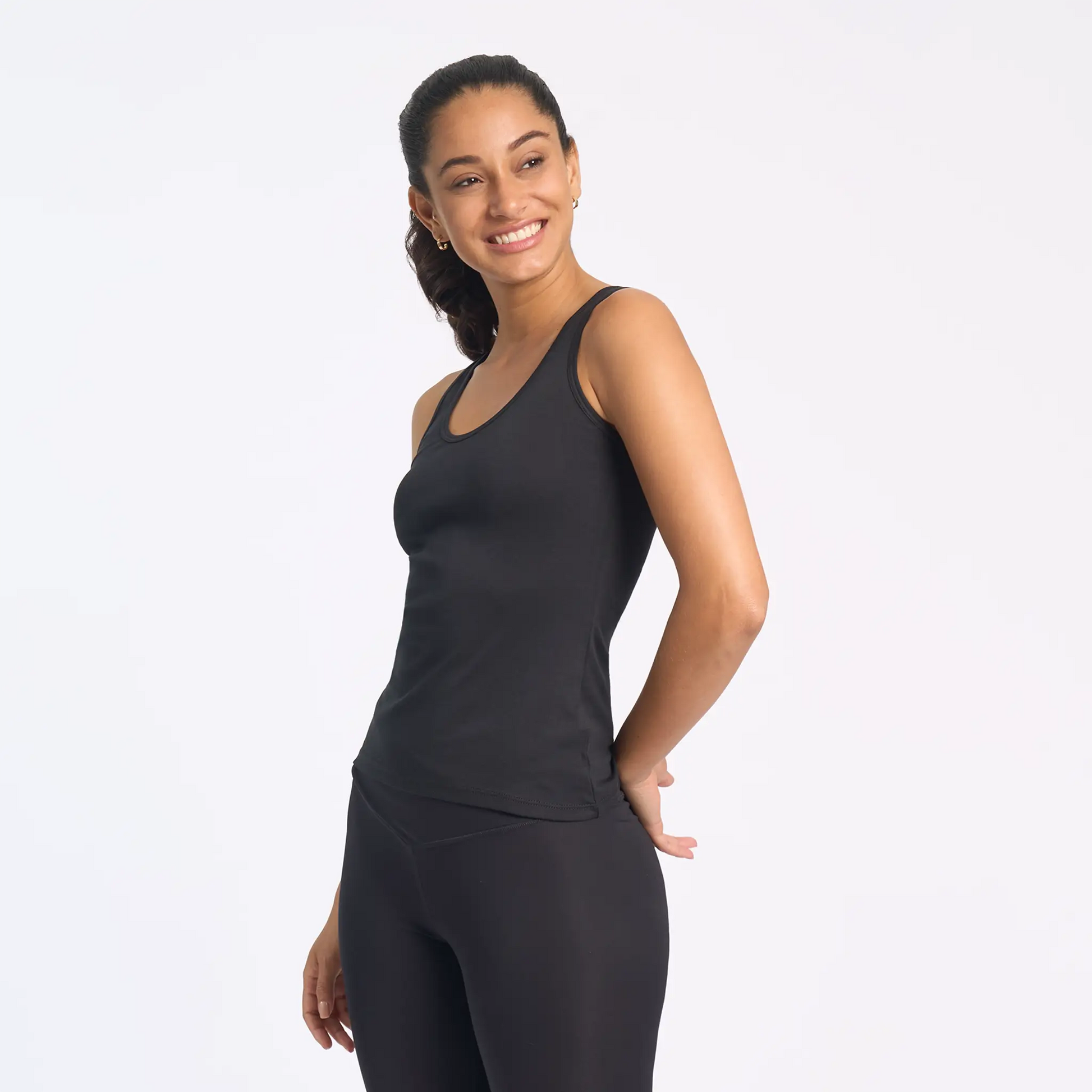 Oalka Tank Crop Top Black Size XS - $10 (60% Off Retail) - From