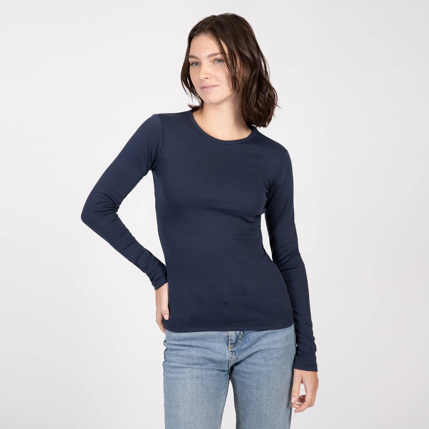 womens sustainable brand tshirt long sleeve color navy blue